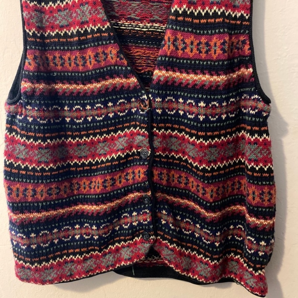 Colorful Fall Knit Vest - Picture 4 of 5